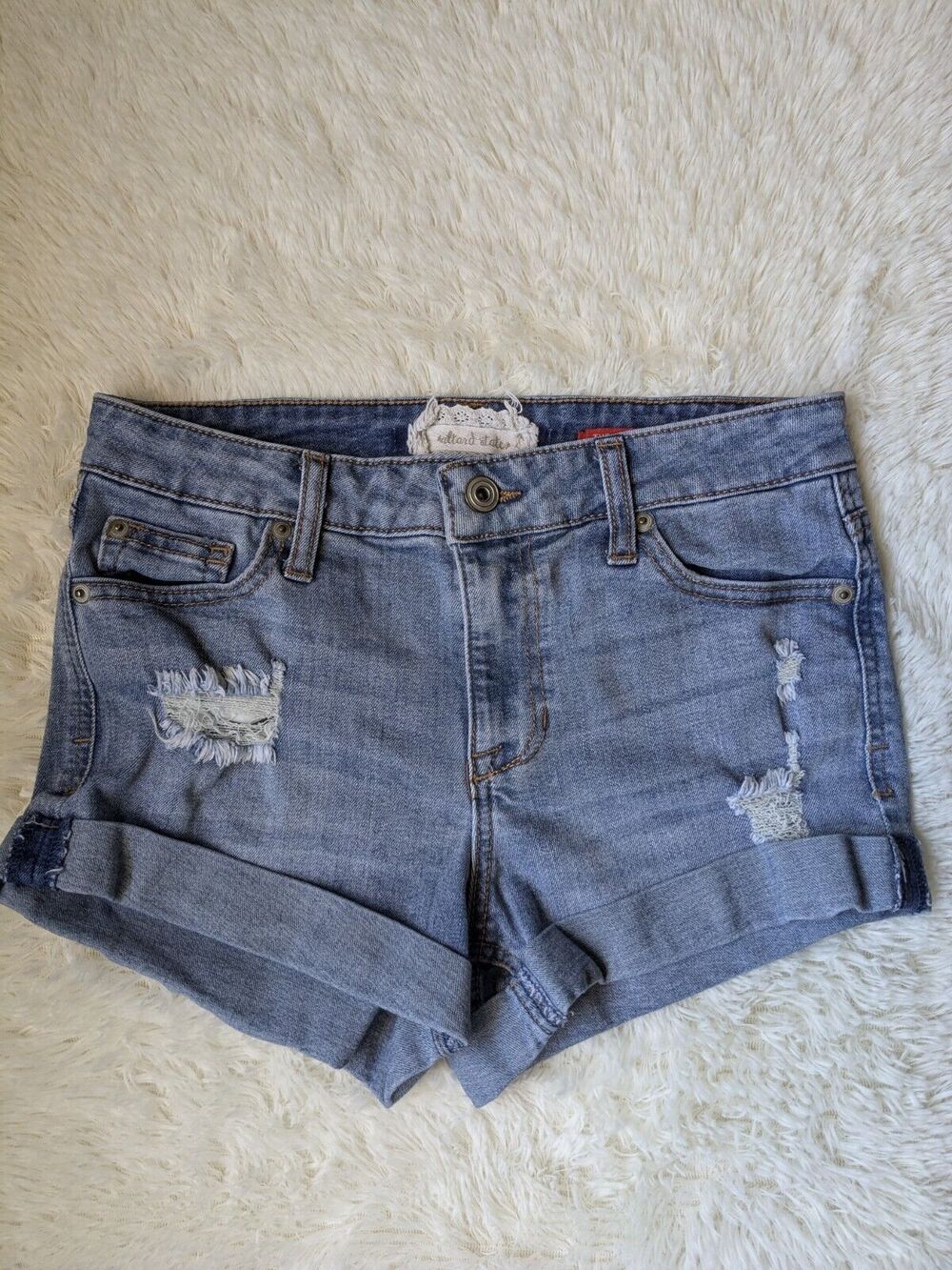 Altar'd State Shorts Womens 3/26 Blue Denim Distressed Pockets Cuffed Cut Off